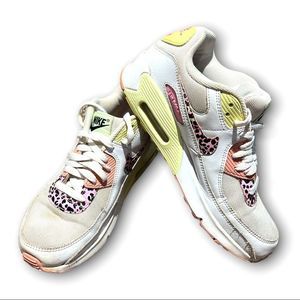 Nike Air Max 90 Pink Barely Volt (GS) Youth Size 7 Women’s Size 8.5